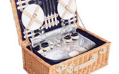 Picnic Basket 4 Person Wicker With Cooler Bag & Blanket
